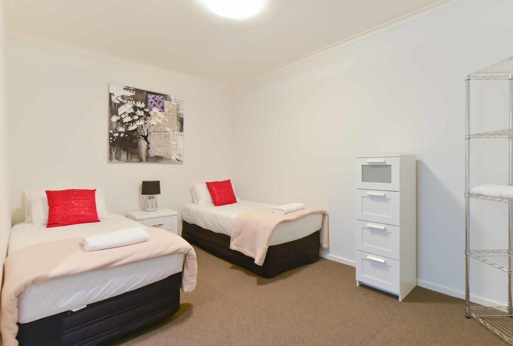 Staycentral - Cityviews On City Road Southbank Melbourne Ruang foto